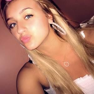 Meet your Posher, Brittany